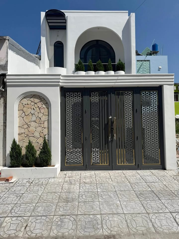 Nhà mặt tiền Phùng Khắc Khoan, Chợ Mới, 100m² giá 3.88 tỷ - Sẵn sàng vào ở!