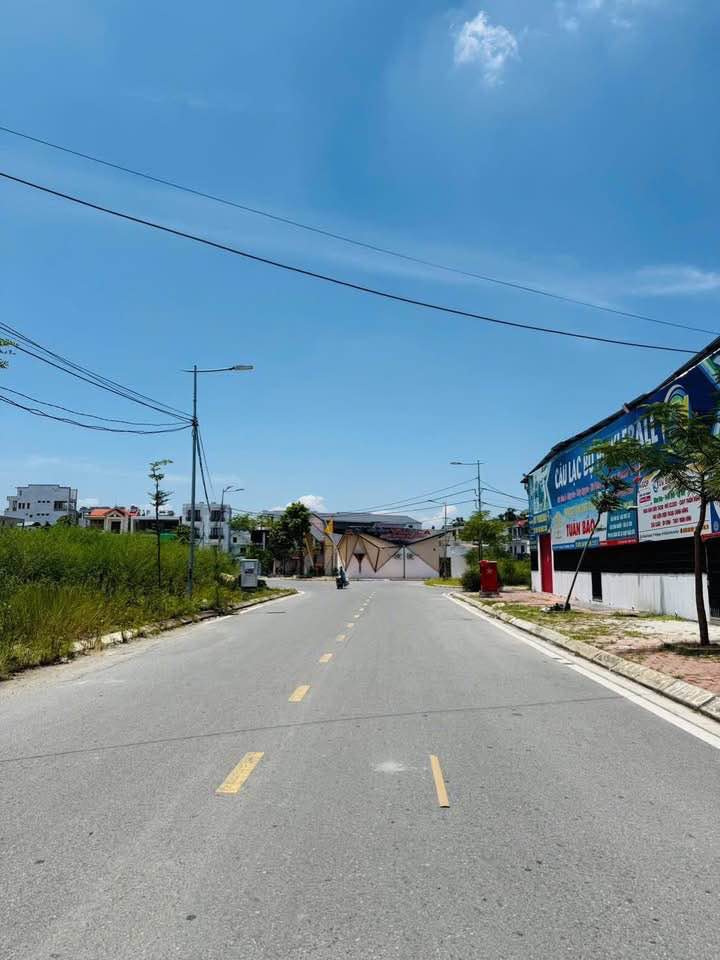 Đất nền Khu Đô Thị Khâu Da 100m² giá 5 tỷ - Hướng Đông, vị trí đắc địa cho đầu tư