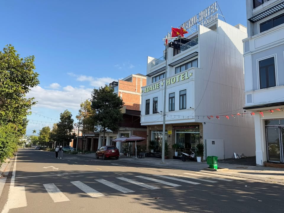 Đất nền Bossco Pleiku 112m² giá 2 tỷ - Sổ đỏ chính chủ, khu vực sầm uất!