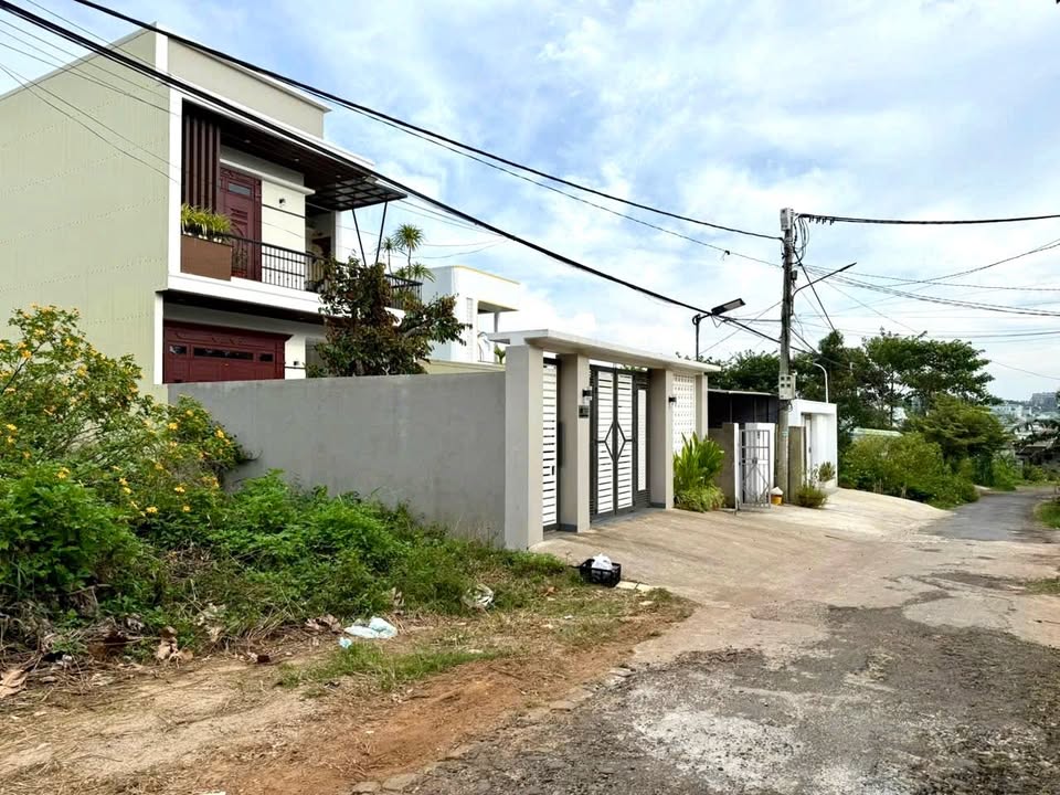 Lô đất Hẻm Lê Đình Chinh, Pleiku 272m² - Đầu tư sinh lời ngay!