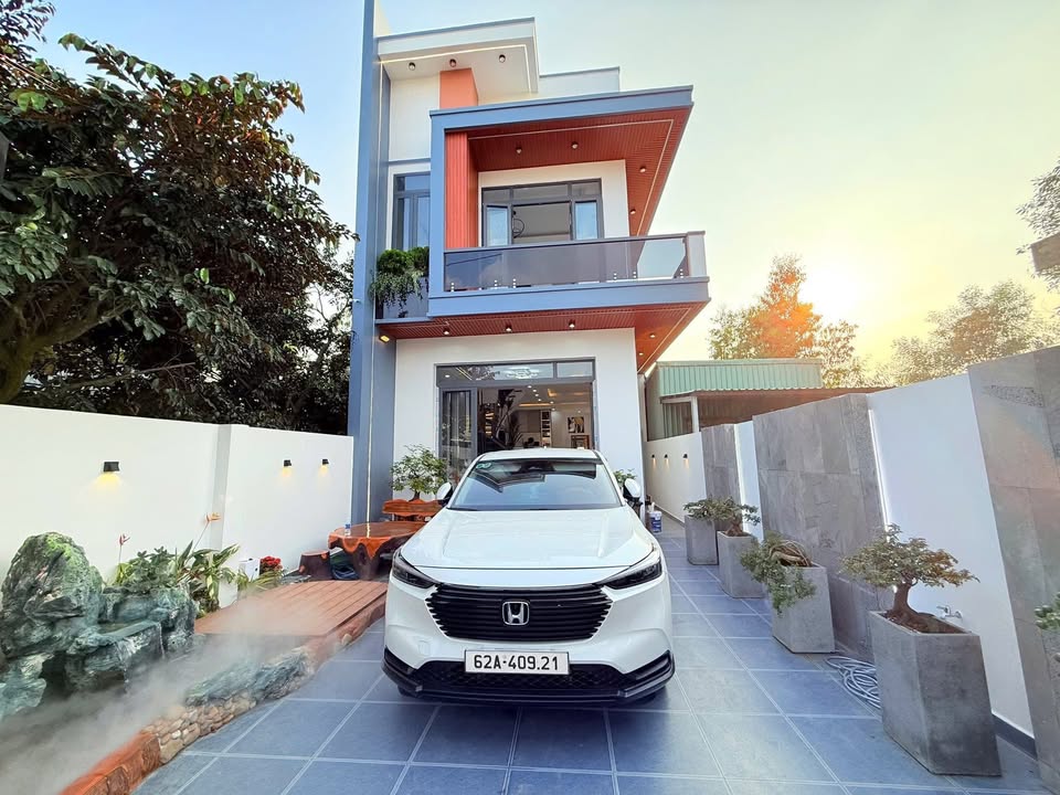 Nhà phố Cần Giuộc 181m² giá 4.6 tỷ - Đón Tết ngay!