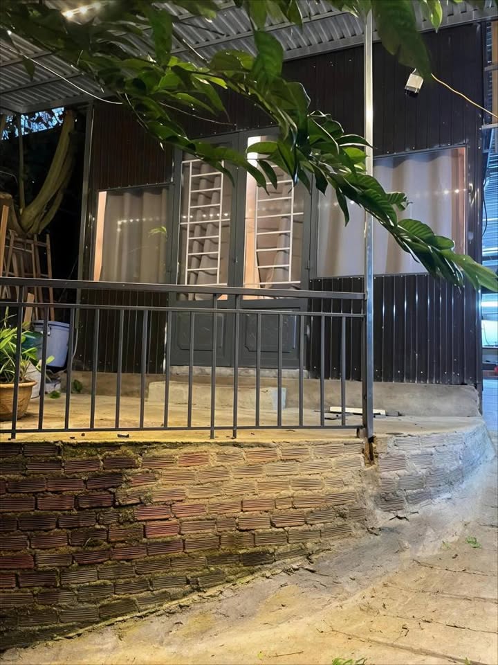 Nhà nguyên căn cho thuê đường Hùng Vương, Đà Lạt 100m² - Giá tốt chỉ 6 triệu/tháng!