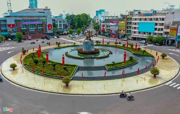 Nhà mặt tiền 3 tầng Lê Hồng Phong, TP Quy Nhơn 98m² giá 12.5 tỷ - Phù hợp kinh doanh, văn phòng!