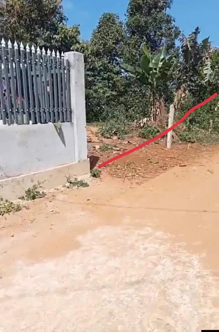 Đất nền Xã Ea Drông, Thị Xã Buôn Hồ 450m² giá 5.85 tỷ - Cơ hội đầu tư tuyệt vời!