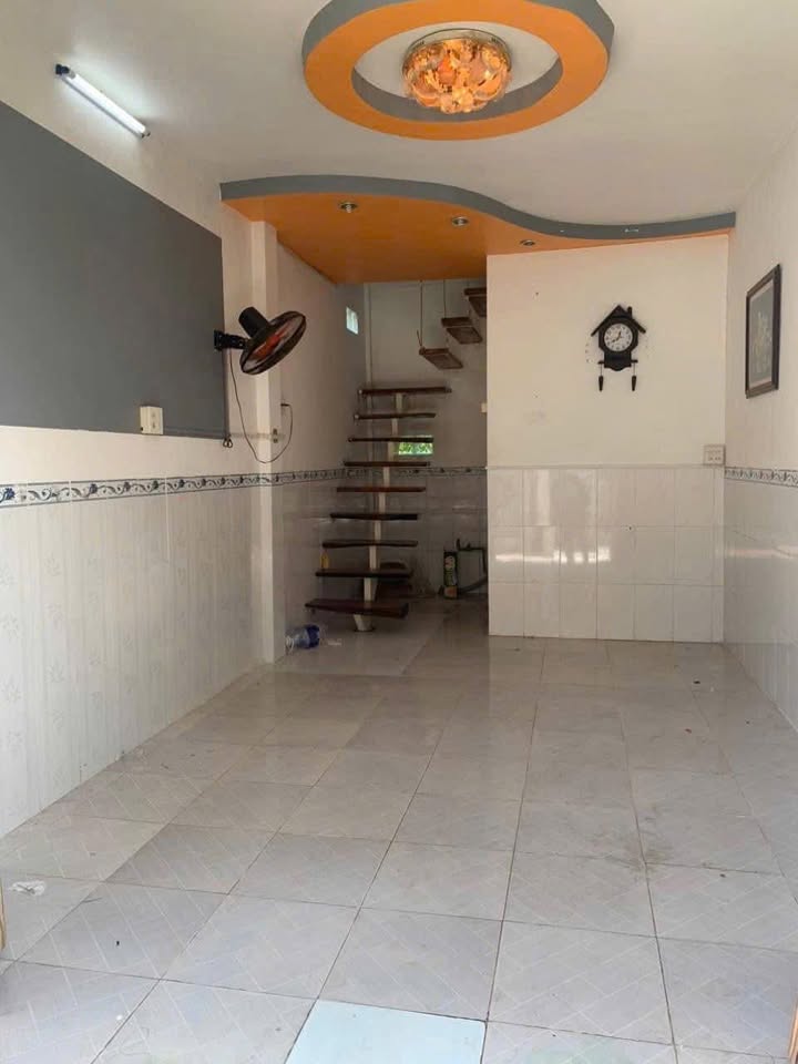 Nhà cho thuê hẻm đường Lê Lợi, Cái Khế 35m² giá 3 triệu - Không gian thoáng đãng và tiện nghi!