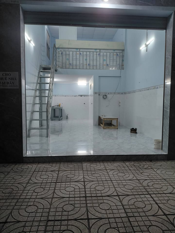 Nhà cho thuê Phường Long Bình Biên Hòa 60m² giá 2.6 triệu - Không gian rộng rãi thoáng đãng!