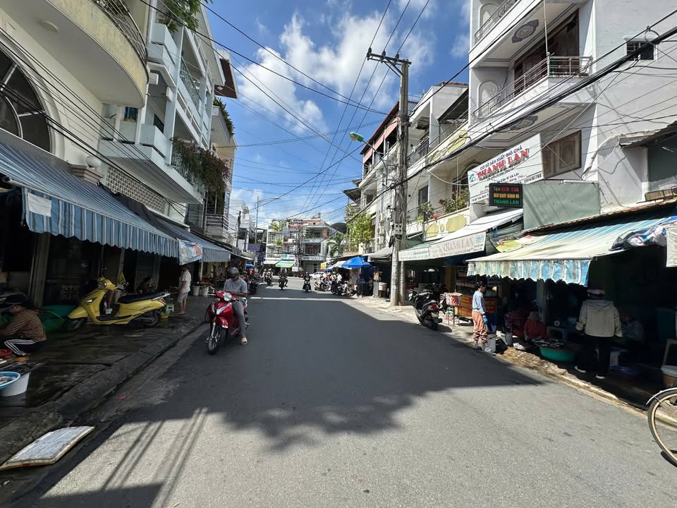 Đất mặt tiền Trần Bình Trọng, Nha Trang 91.5m² - Đầu tư sinh lời ngay!