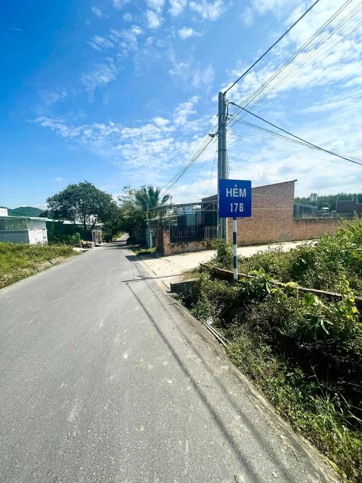 Đất nền thổ cư 273m² hẻm 176 xã Đắk Cấm giá chỉ 600 triệu - Vị trí đắc địa!