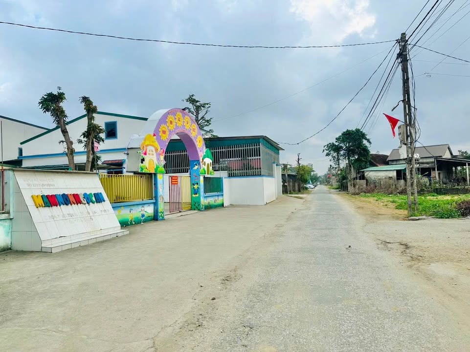 FrontHouse Ninh Viết Giao, TP Vinh 96m² giá 2.8 tỷ - Mặt đường lớn, cơ hội đầu tư tuyệt vời!