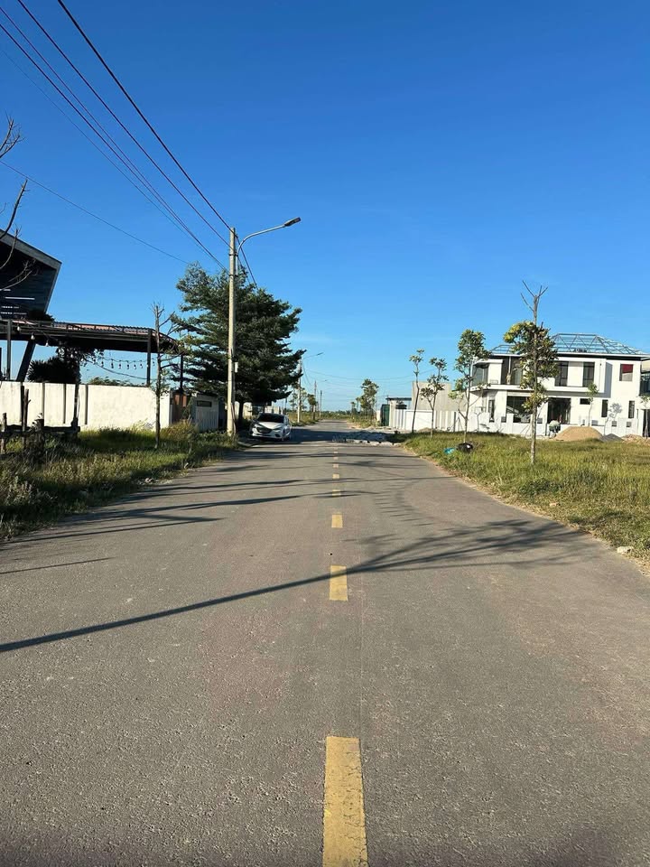 Đất KDC Đường Phạm Hồng Thái, Đồng Hới 232m² giá 1.4 tỷ - Cơ hội đầu tư tuyệt vời!