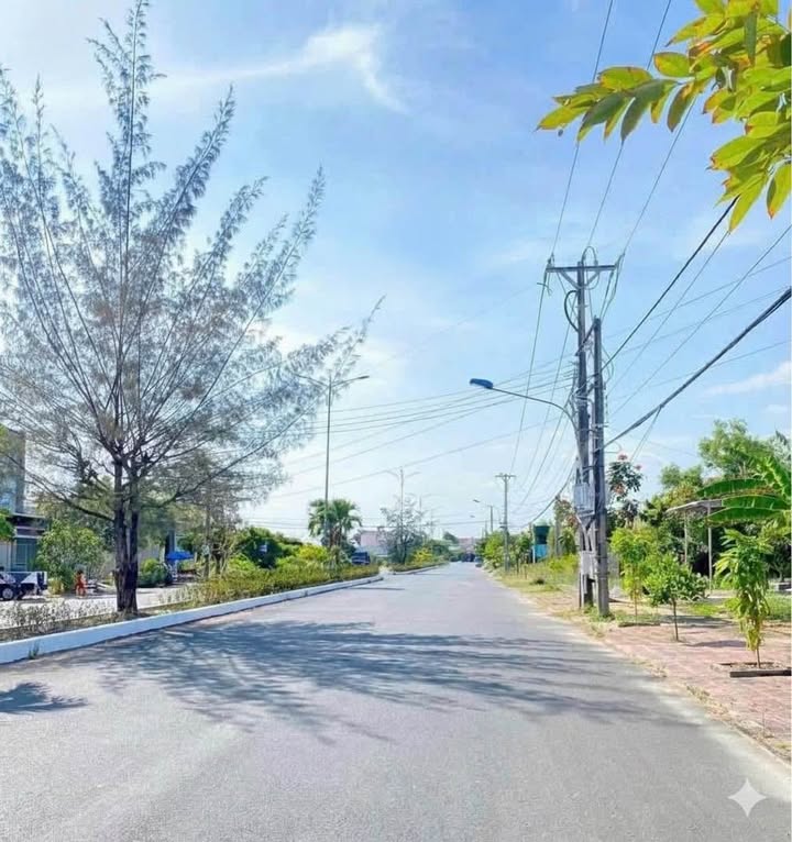 Đất nền KDC Tân Xuyên Cà Mau 119m² giá 1.2 tỷ - Nền sạch, sẵn sàng xây dựng!