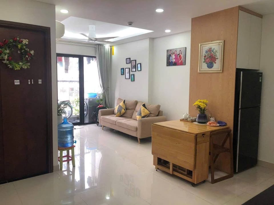 Căn hộ cho thuê Tòa B Golden Heart 80m² giá 12 triệu - Phù hợp cho hộ gia đình!