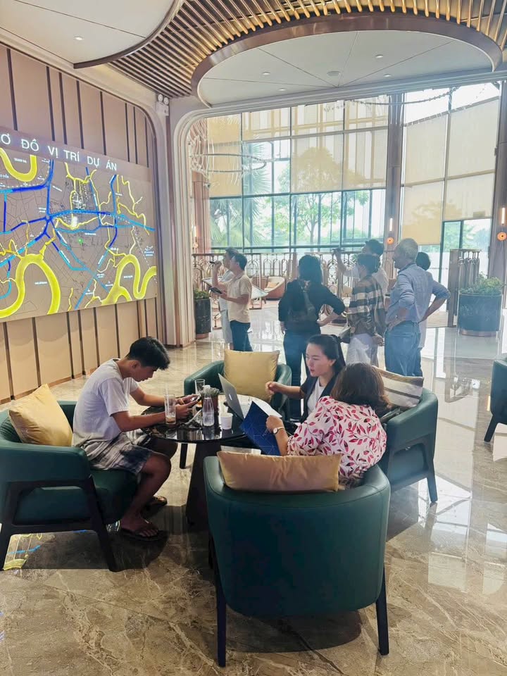 Căn hộ The Prive Tân Bình 81m² giá 1.1 tỷ - View đẹp toàn cảnh khu thể thao!