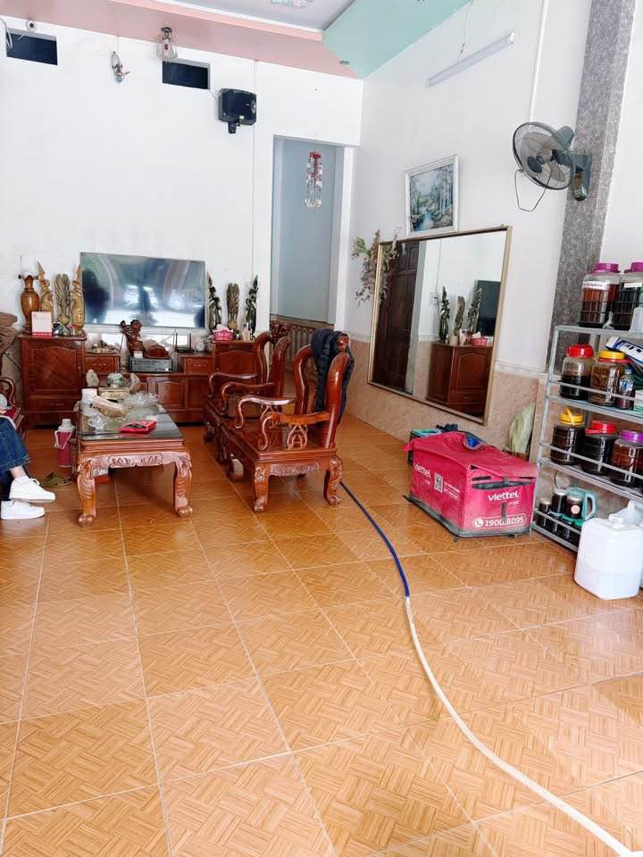 Bán nhà mặt tiền Nguyễn Văn Linh, Quận Ninh Kiều, 88m² - Kinh doanh lý tưởng!