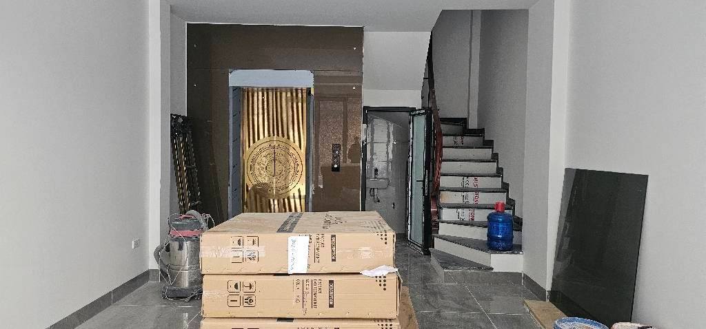 Nhà phố 7 tầng Đặng Vũ Hỷ Long Biên 33.6m² giá 14.6 tỷ - Đầu tư sinh lời ngay!