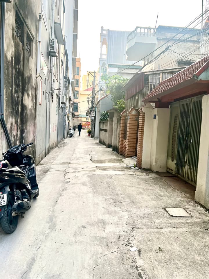 Nhà 3 tầng Phạm Thị Trân, 68.5m² giá 3 tỷ - Chính chủ bán gấp!