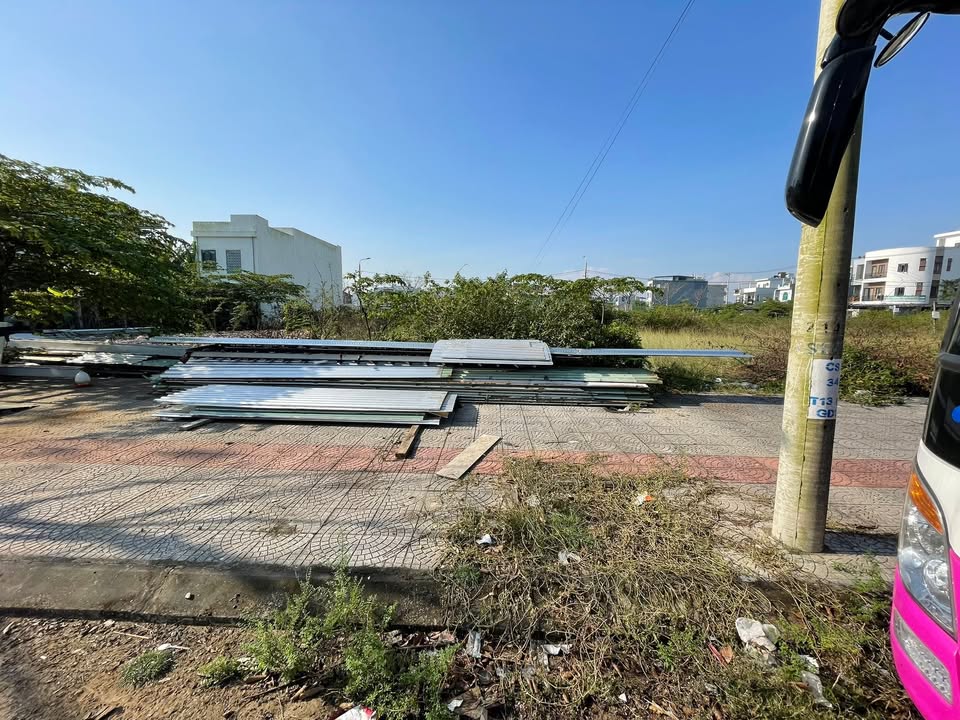 Đất Nam Hòa Xuân 107m² giá 6.75 tỷ - Đường thông, vị trí đẹp!