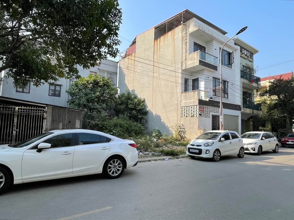 Lô đất KĐT Hồ Xương Rồng 104m² giá 7.3 tỷ - Kinh doanh sầm uất!