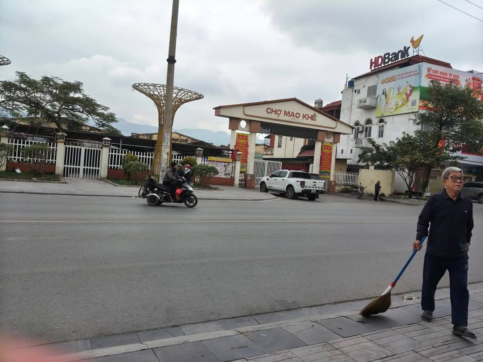 Nhà riêng mặt đường 18, phường Mạo Khê, 72m² giá 4 tỷ - Đầu tư sinh lời ngay!