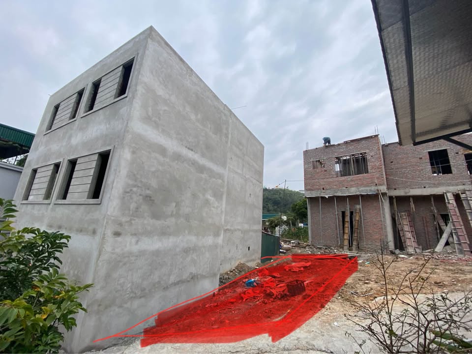 Đất nền Hạ Long 50m² giá 1.3 tỷ - Hướng Đông, tiện ích đầy đủ!