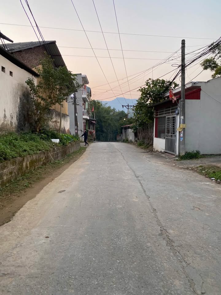 Đất nền Trần Quang Khải Lạng Sơn 65m² giá 830 triệu - Vị trí đẹp, tiện ích đầy đủ!