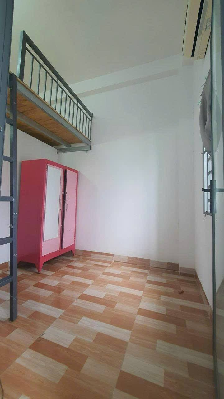 Căn hộ cho thuê 137/27 Âu Cơ, Quận 11 - Giá chỉ 3.6 triệu/tháng, Sân thượng lý tưởng!