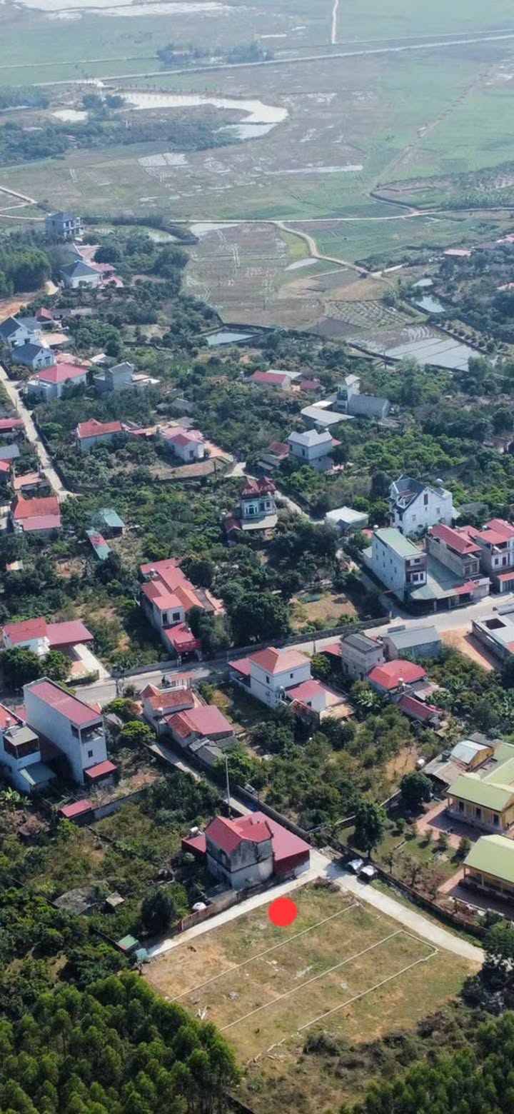 Lô đất đẹp tại Lan Mẫu, Lục Nam 500m² giá chỉ 2.5 tỷ - Đầu tư sinh lời ngay!