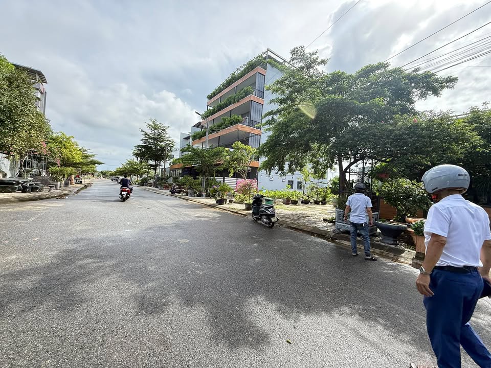 Đất nền Lê Đức Thọ, Điện Ngọc, 121m² - Mặt tiền rộng, vị trí đắc địa