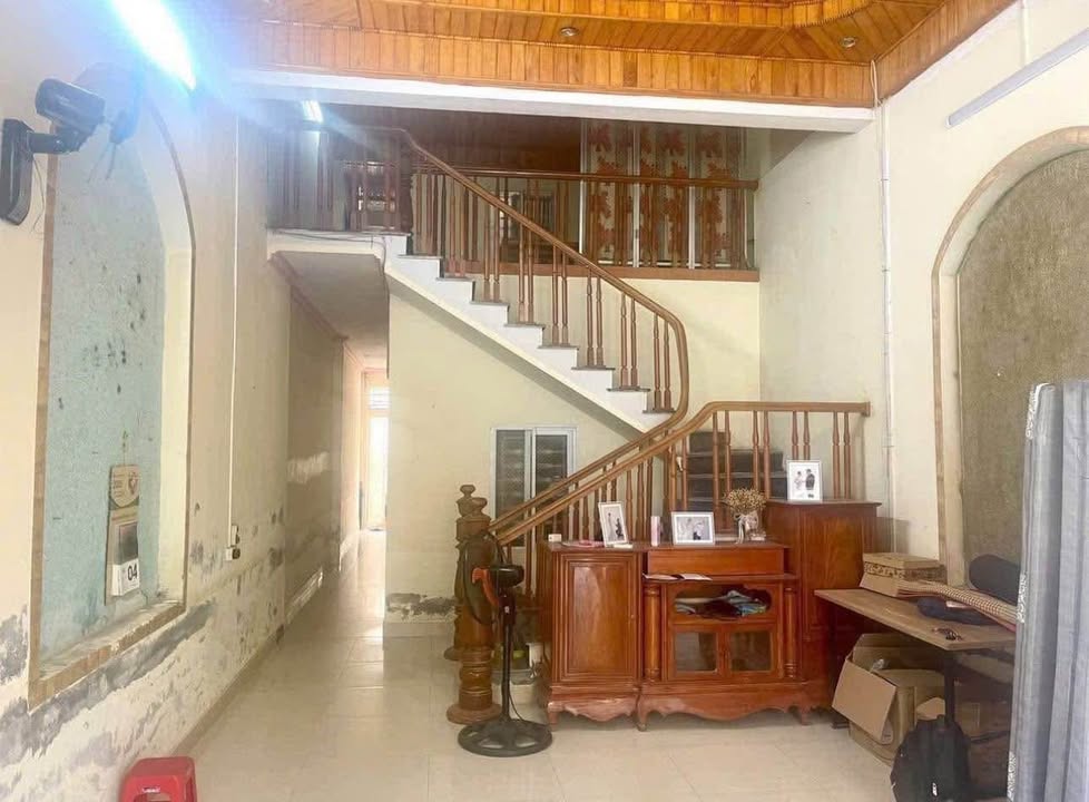 Nhà cấp 4 có gác lửng Lê Đại Hành 112m² giá 2.98 tỷ - Vị trí đẹp, an ninh tốt!