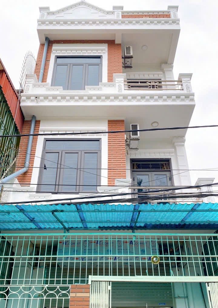 Nhà 3 tầng tại Ptro Quang Trung, Hưng Hà, 62m² giá 4.x tỷ - Đầu tư sinh lời!