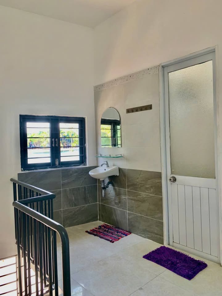 Nhà 2 tầng lô góc Phan Thanh 40m² giá 3.98 tỷ - Sân rộng thoáng mát!