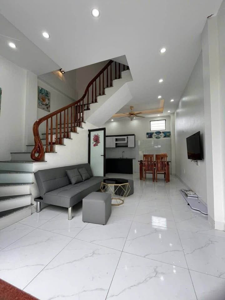 Nhà 3 tầng Phường Trần Lãm 35m² giá 1,5 tỷ - Sẵn sàng vào ở ngay!