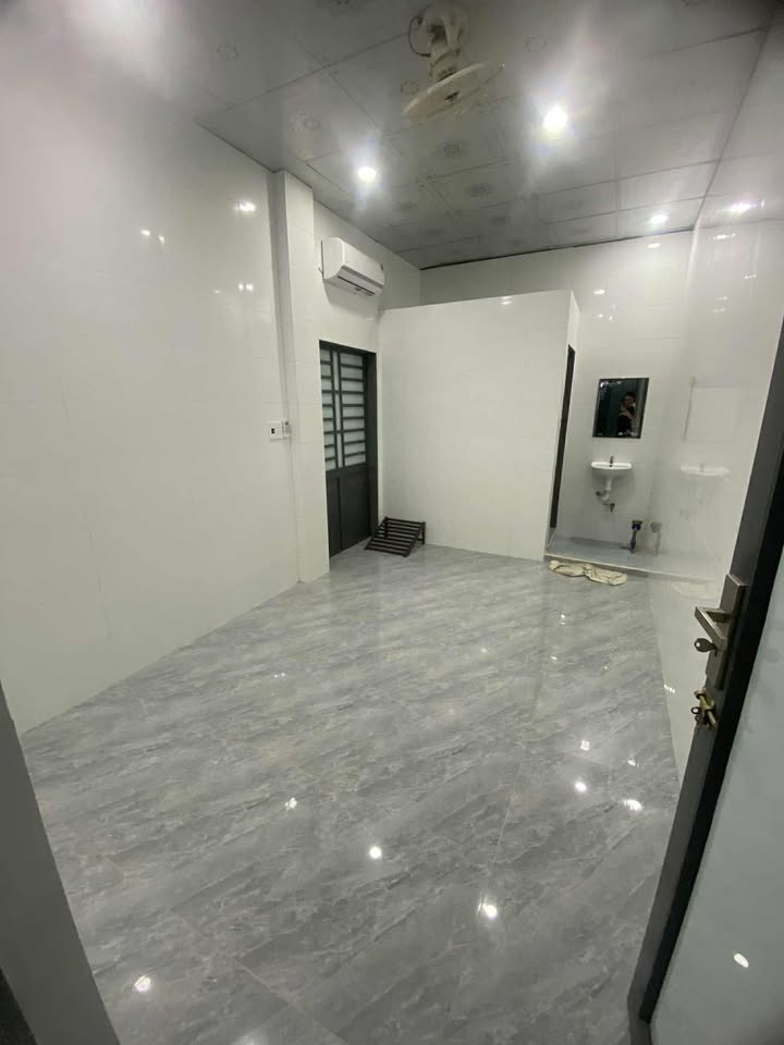 Phòng cho thuê gần Đại học Duy Tân 20m² giá 2.5 triệu - Không gian sống thoải mái!