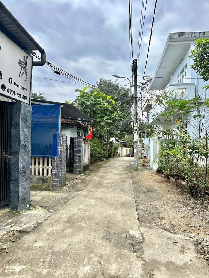 Đất nền Kiệt Oto Nam Giao 100m² giá 1.5 tỷ - Vị trí đẹp, dân cư thân thiện!