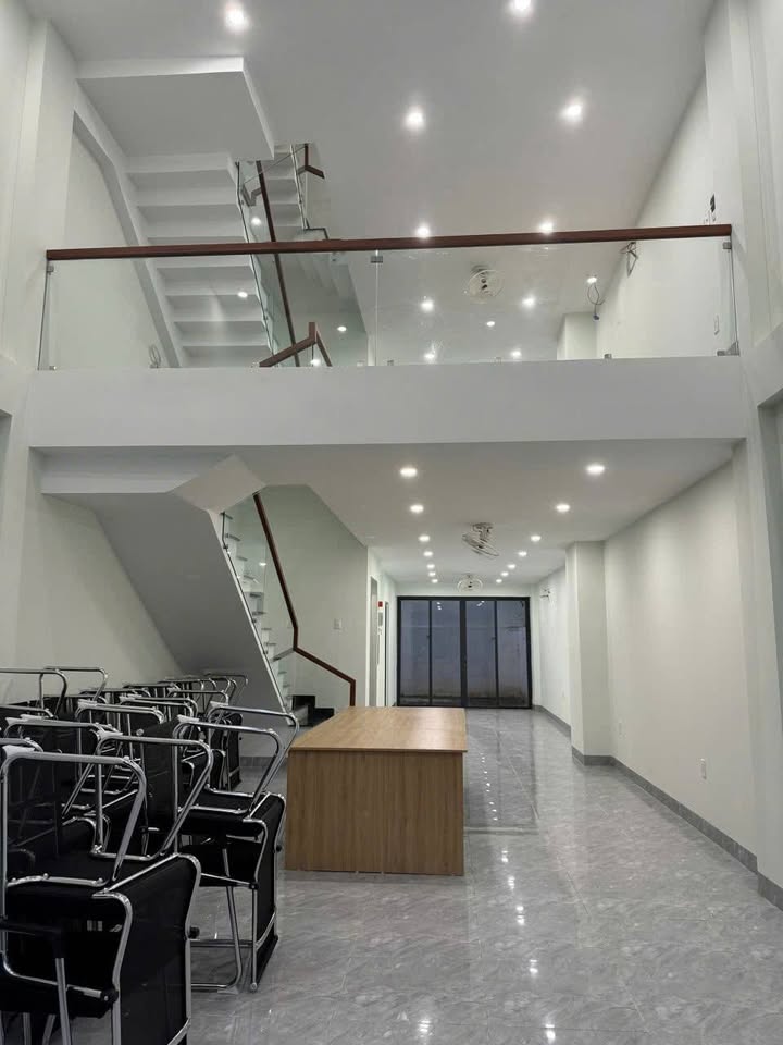 Bán FrontHouse Cantata Buôn Ma Thuột 110m² giá 13.8 tỷ - Vị trí đắc địa, kinh doanh lý tưởng!