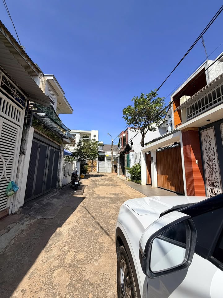 Đất thổ cư 100m² tại hẻm 217 Ngô Quyền, Quận Ninh Kiều - Giá chỉ 4.75 tỷ, thương lượng ngay!