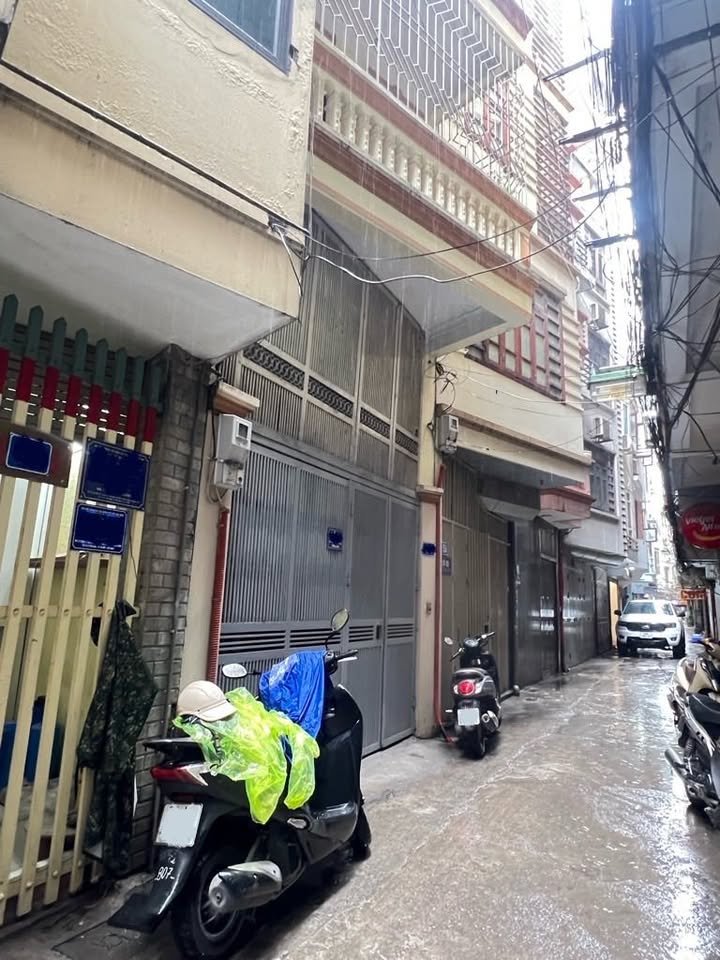 Nhà riêng Trung Kính, Cầu Giấy 57m² giá 20 tỷ - Đầu tư sinh lời tuyệt vời!