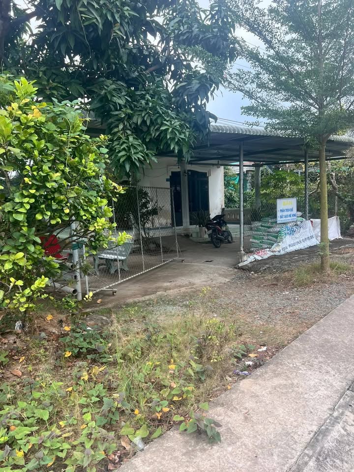 Bán mặt tiền Lộ Nhựa Xã Châu Hưng 529m² giá 2 tỷ - Sổ hồng chính chủ!