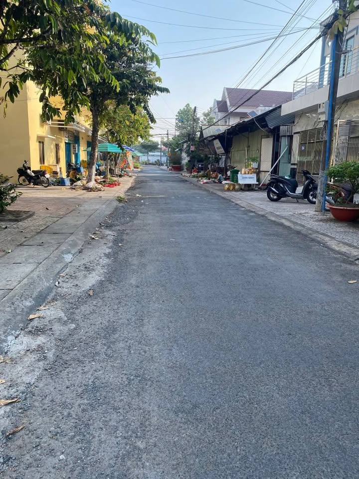 Nhà bán gần Vincom Vĩnh Long 87m² giá 2.1 tỷ - Sẵn sàng giao dịch ngay!