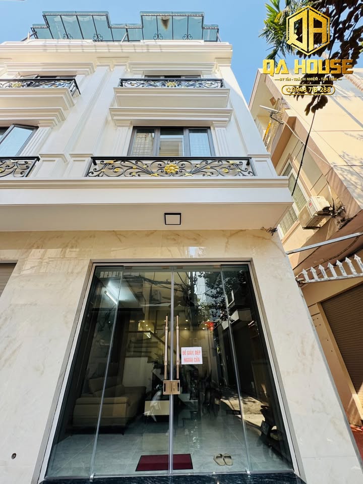 Nhà xây mới 42m² Lô góc Thiên Lôi - Gần TTTM Aeon Mall, chỉ 4.15 tỷ!