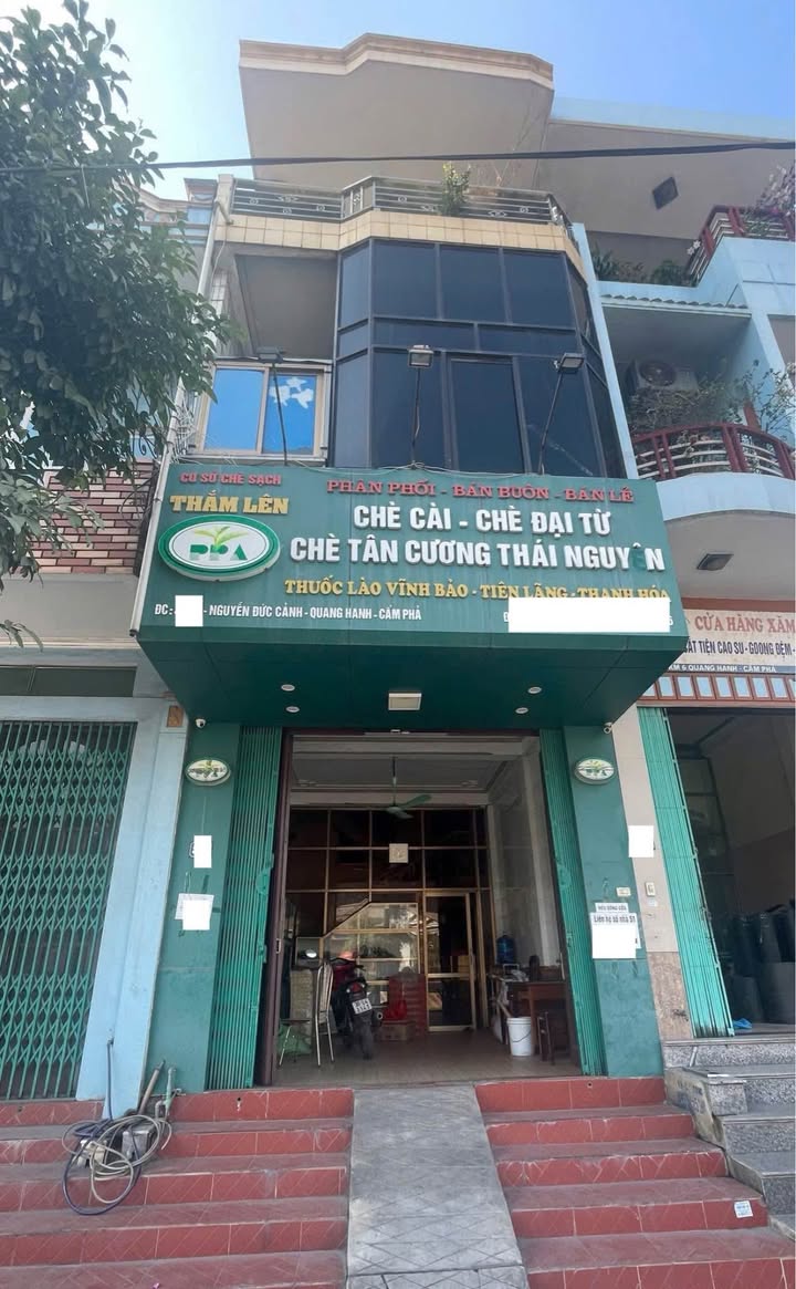 Bán nhà mặt đường 18 Quang Hanh 140m² chỉ nhỉnh 3 tỷ - Đầu tư kinh doanh thuận lợi!