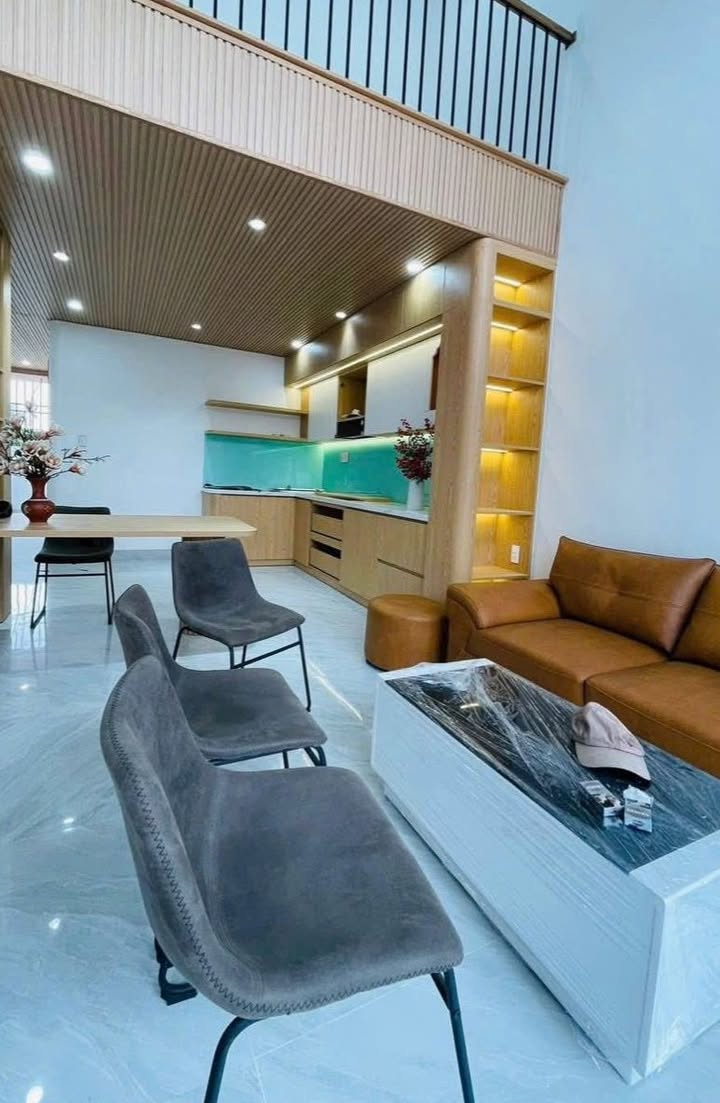 Nhà mặt tiền hẻm Trần Bình Trọng, Quảng Ngãi 90m² giá 2.1 tỷ - Nhà mới 100%