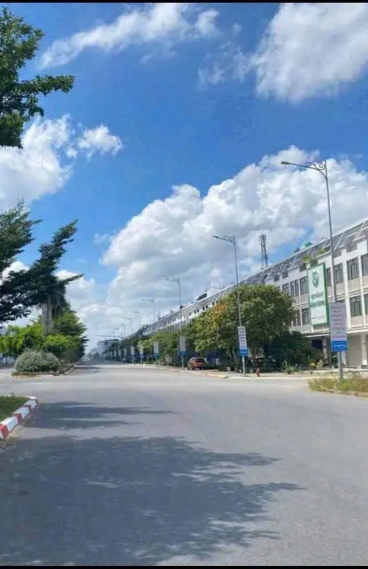 Đất mặt tiền Hùng Vương nối dài, Tân An, 90m² giá 7.2 tỷ - Kinh doanh sầm uất!