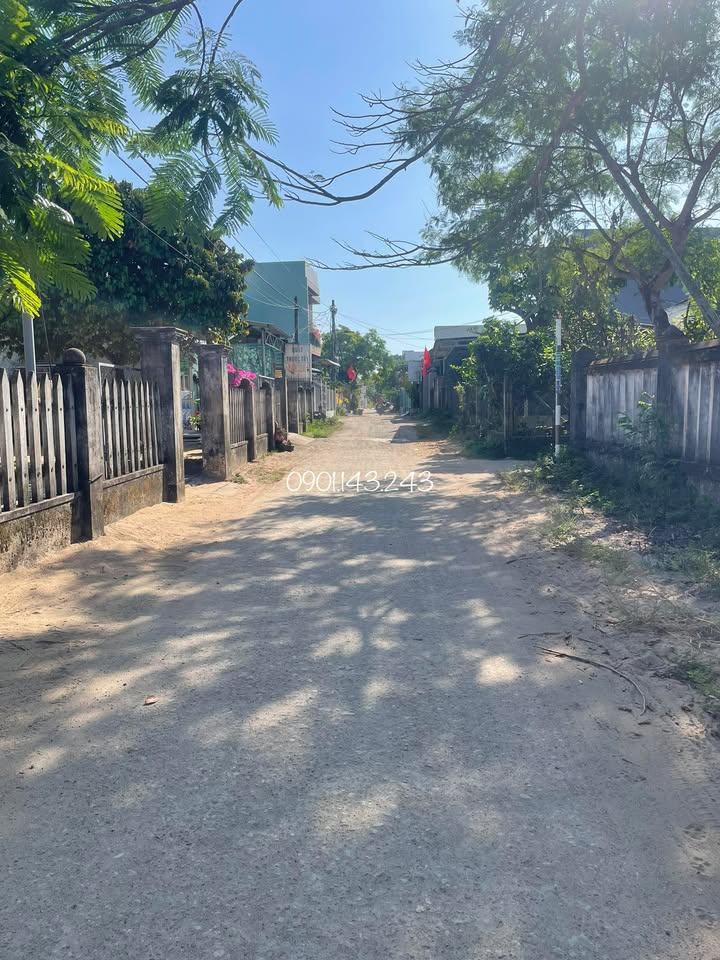 Đất nền tại Tam Mỹ Đông, Núi Thành 330m² giá 1.3 tỷ - Lô góc 2 mặt tiền