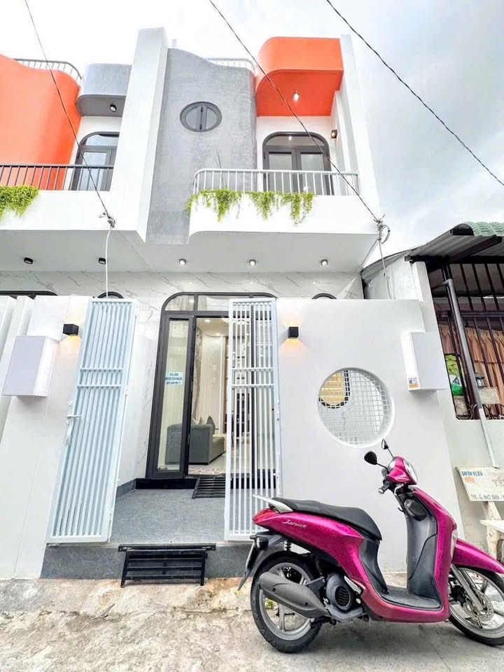 Nhà phố 6 Nguyễn Trãi, Cần Thơ 40m² giá 2.39 tỷ - Pháp lý rõ ràng, nội thất đầy đủ