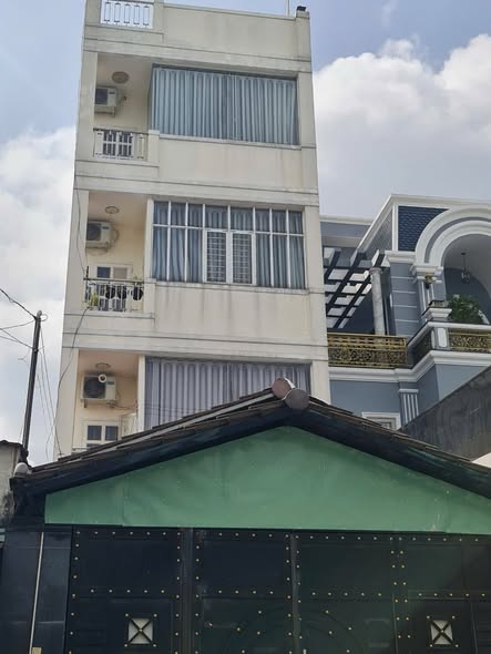 Căn hộ dịch vụ 4 tầng tại Hiệp Thành 91m² giá 11.8 tỷ - Dòng tiền ổn định 22 triệu/tháng!