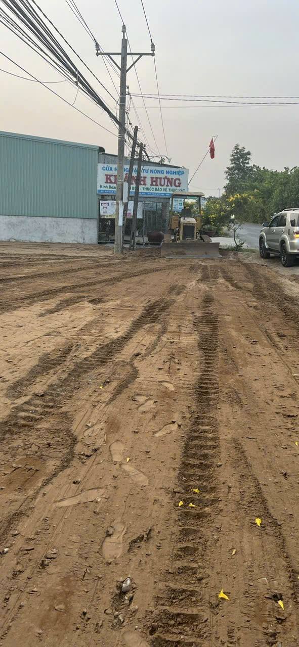 Đất mặt tiền tỉnh lộ 816 xã Bình Đức 1000m² giá 7.5 tỷ - Phù hợp xây biệt thự hoặc kho chứa hàng!