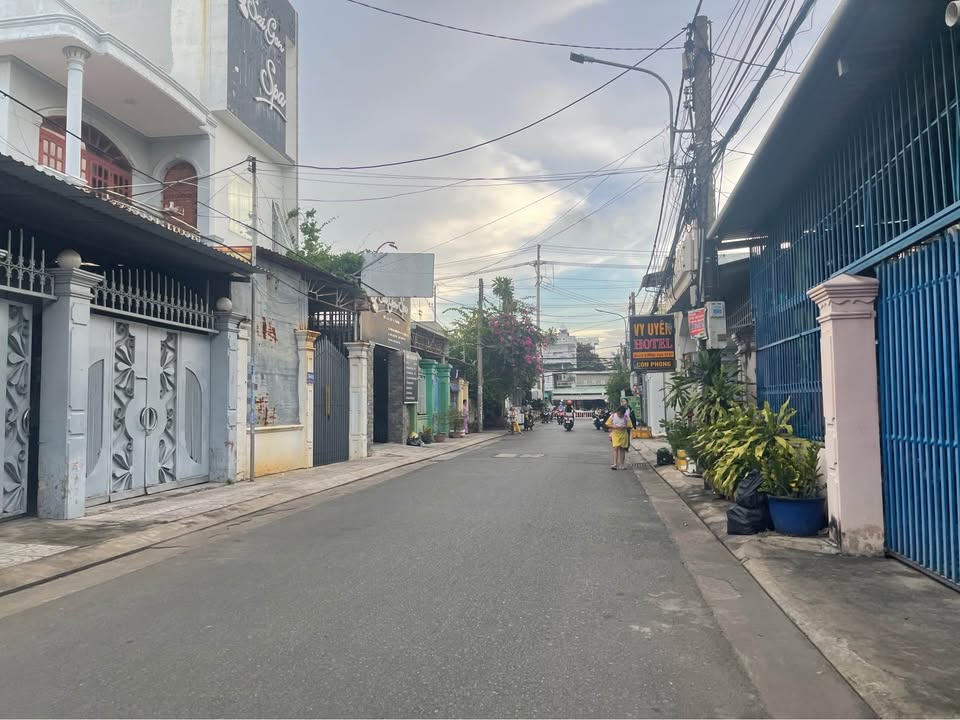 Bán đất hẻm 944 đường 30/4, Phường 11, Vũng Tàu - 310m², giá 11 tỷ, vị trí đắc địa!