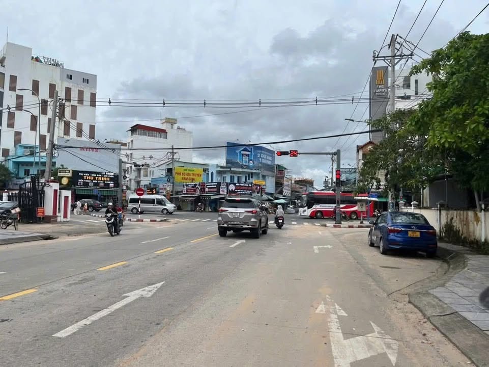 Đất Trần Hưng Đạo Phú Quốc 160m² giá 5.x tỷ - Đầu tư sinh lời ngay!