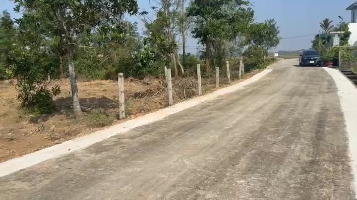 Đất nền tổ 1 thị trấn Cẩm Xuyên 176m² giá 800 triệu - Cơ hội đầu tư hấp dẫn!